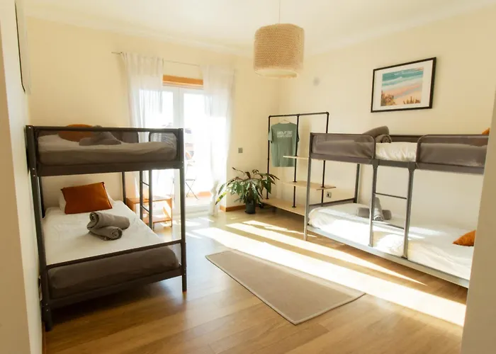 Surf Santa Cruz Gæstehus Silveira (Lisbon)